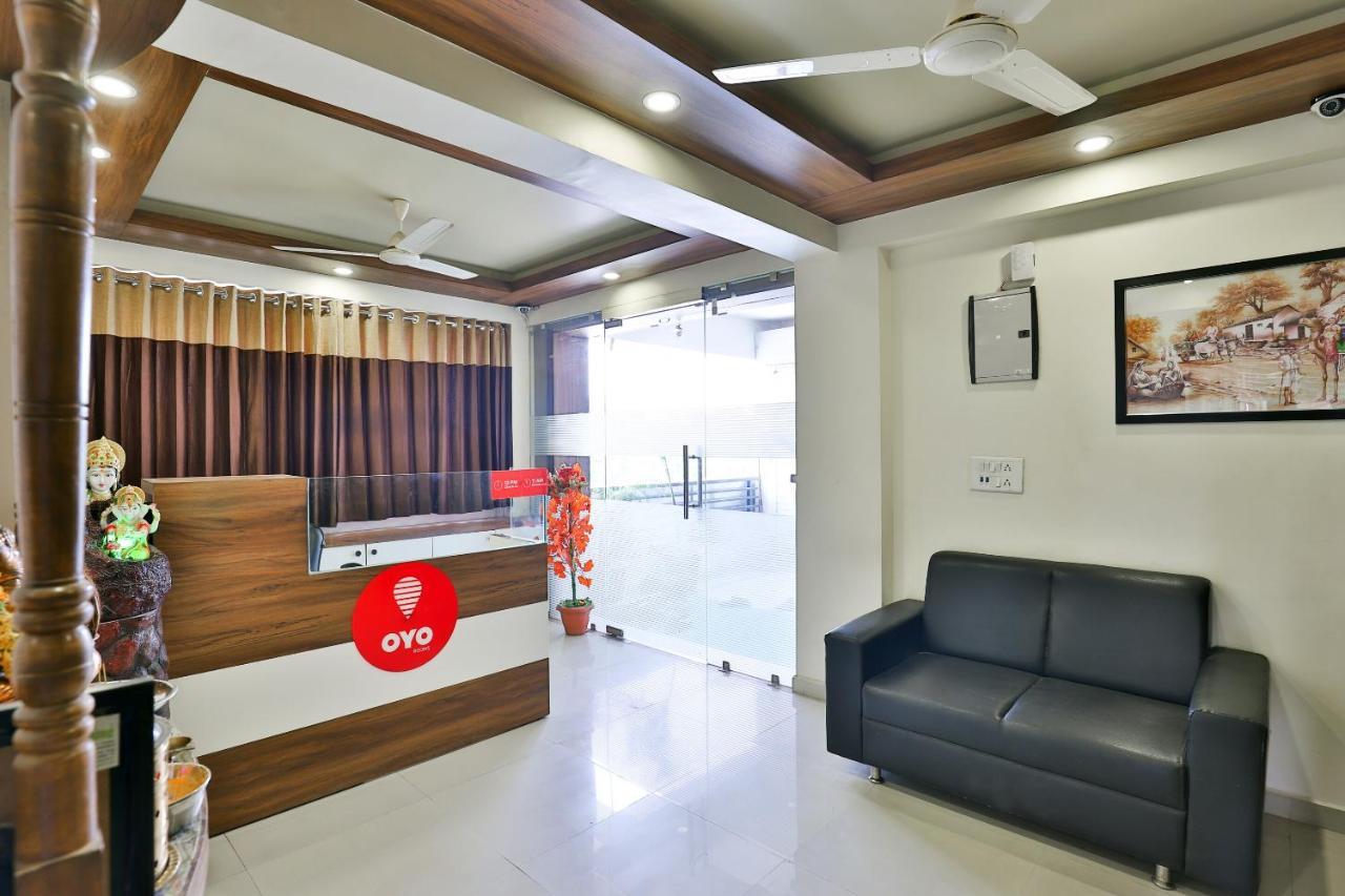 Oyo 15417 Red Rose Hotel Watuwa Екстериор снимка