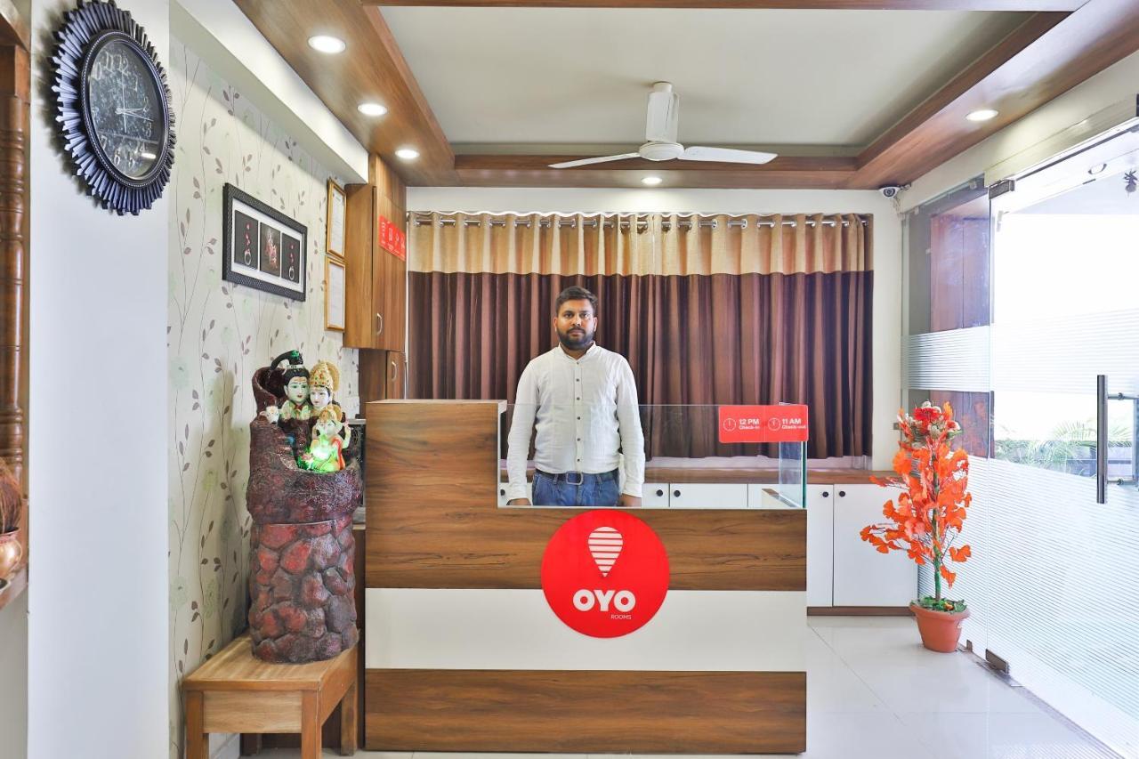 Oyo 15417 Red Rose Hotel Watuwa Екстериор снимка