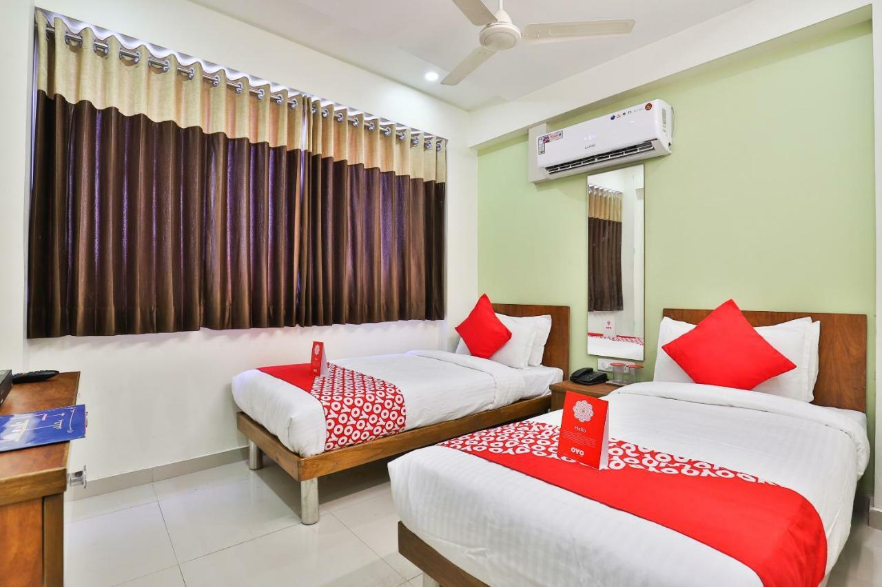 Oyo 15417 Red Rose Hotel Watuwa Екстериор снимка